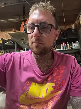Snapshot of WIDBIGWHITECOCK chatting on May 2026 03:12:01 AM WIDBIGWHITECOCK online show from May 2026 03:12:01 AM