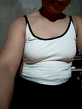 Snapshot of vanvan005 chatting on June 2026 11:58:02 AM vanvan005 online show from June 2026 11:58:02 AM