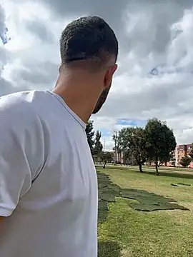 Snapshot of liam_bronw chatting on February 2026 02:02:01 PM liam bronw online show from February 2026 02:02:01 PM