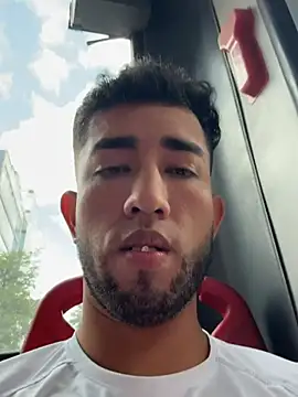 Snapshot of liam_bronw chatting on February 2026 03:46:02 PM liam bronw online show from February 2026 03:46:02 PM