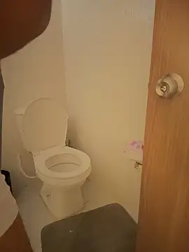 Snapshot of liam_bronw chatting on March 2026 12:46:01 PM liam bronw online show from March 2026 12:46:01 PM