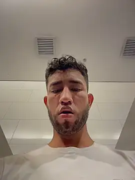 Snapshot of liam_bronw chatting on March 2026 06:03:01 PM liam bronw online show from March 2026 06:03:01 PM