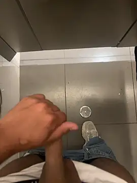 Snapshot of liam_bronw chatting on March 2026 10:38:02 PM liam bronw online show from March 2026 10:38:02 PM