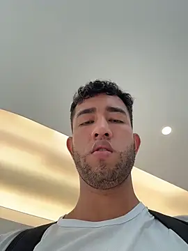 Snapshot of liam_bronw chatting on March 2026 06:00:01 PM liam bronw online show from March 2026 06:00:01 PM