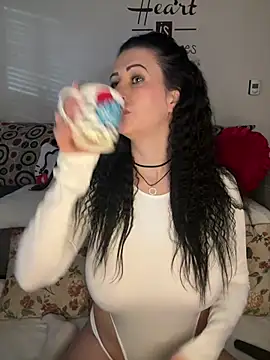 Snapshot of IRISWHITE17 chatting on April 2026 04:57:02 AM IRISWHITE17 online show from April 2026 04:57:02 AM