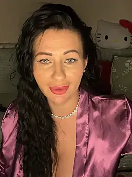 Snapshot of IRISWHITE17 chatting on July 2026 01:58:33 AM IRISWHITE17 online show from July 2026 01:58:33 AM
