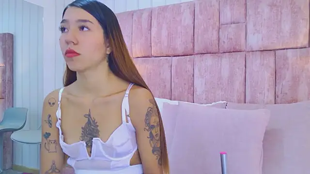 VioletFroost online show from April 2026 07:29:01 PM