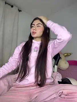 Stormi th online show from March 2026 02:38:02 AM