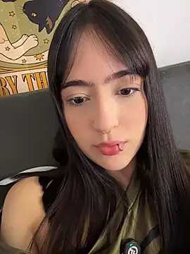 Snapshot of HinaSweet chatting on June 2026 01:34:01 AM HinaSweet online show from June 2026 01:34:01 AM