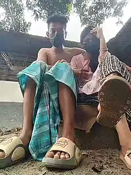 Snapshot of queenneha69 chatting on March 2026 05:18:01 AM queenneha69 online show from March 2026 05:18:01 AM