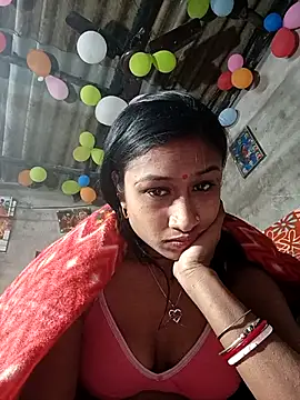 Night-Couple2 online show from January 2026 05:37:01 PM