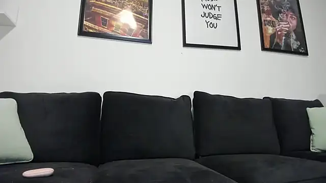 Snapshot of emorisplash chatting on March 2026 11:45:02 PM emorisplash online show from March 2026 11:45:02 PM