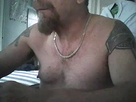 Snapshot of loudandproud chatting on April 2026 08:58:02 PM loudandproud online show from April 2026 08:58:02 PM