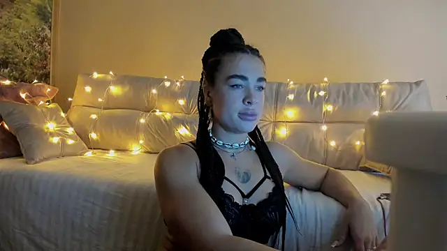 LaVIDA  online show from January 2026 03:39:01 PM