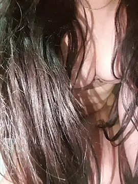 Snapshot of samimamiis chatting on March 2026 05:57:01 AM samimamiis online show from March 2026 05:57:01 AM