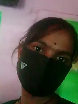 Snapshot of Kinjal_setty chatting on February 2026 11:04:02 AM Kinjal setty online show from February 2026 11:04:02 AM