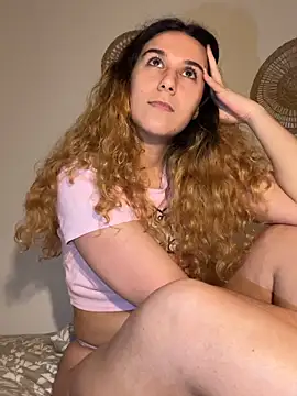 Snapshot of joanaguerreiru chatting on February 2026 12:29:01 AM joanaguerreiru online show from February 2026 12:29:01 AM