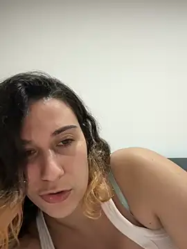 Snapshot of joanaguerreiru chatting on March 2026 11:20:02 PM joanaguerreiru online show from March 2026 11:20:02 PM