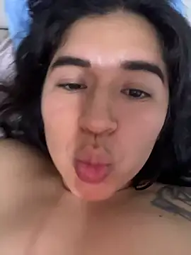 Snapshot of Minico25 chatting on April 2026 02:55:01 PM Minico25 online show from April 2026 02:55:01 PM