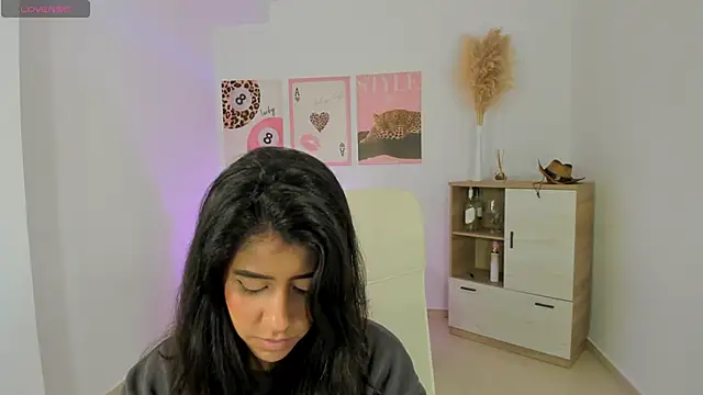 Sussan Monroe online show from February 2026 10:03:02 AM