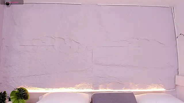 lanna 18  online show from February 2026 11:51:01 AM