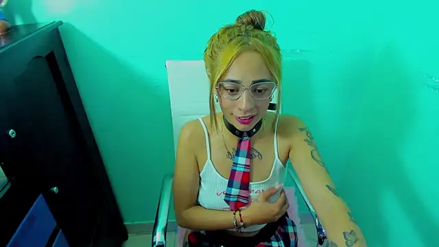 Dulcee Mariiaa online show from January 2026 12:04:02 AM