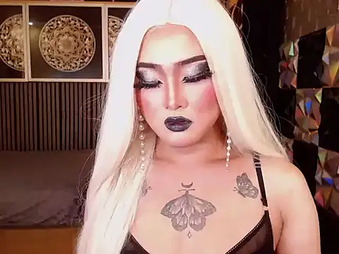 Snapshot of SeductiveJilianTS chatting on April 2026 06:24:02 PM SeductiveJilianTS online show from April 2026 06:24:02 PM