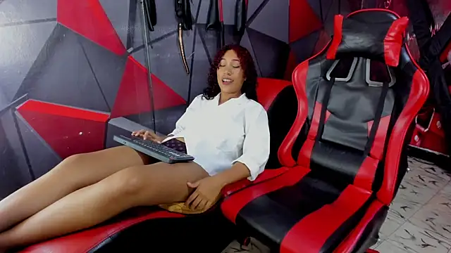 Ruby and Aaron online show from January 2026 08:23:01 PM