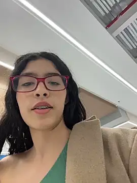 Snapshot of dani_bela chatting on March 2026 12:37:01 AM dani bela online show from March 2026 12:37:01 AM