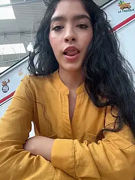 Snapshot of dani_bela chatting on March 2026 10:03:01 PM dani bela online show from March 2026 10:03:01 PM