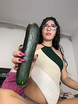 Snapshot of dani_bela chatting on April 2026 01:55:02 AM dani bela online show from April 2026 01:55:02 AM