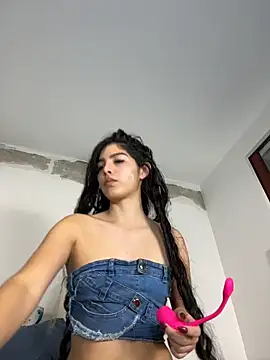 Snapshot of dani_bela chatting on April 2026 11:38:02 PM dani bela online show from April 2026 11:38:02 PM