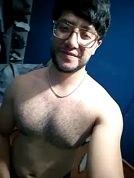 Snapshot of okada2900 chatting on April 2026 05:10:02 AM okada2900 online show from April 2026 05:10:02 AM