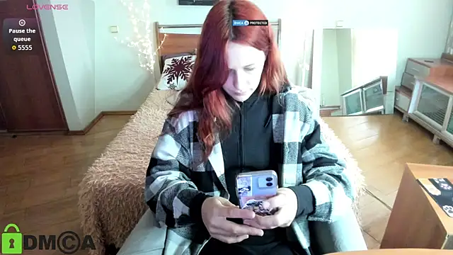 Lily Viola online show from March 2026 07:31:02 AM