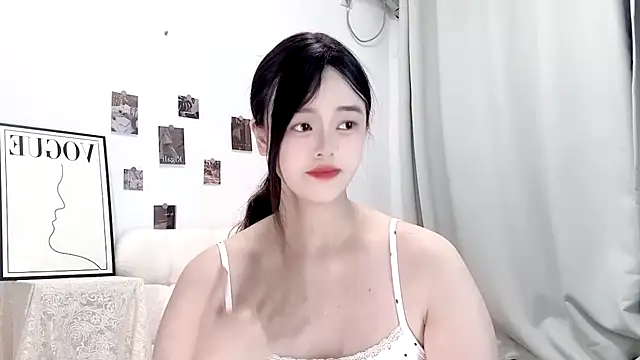 Snapshot of sunny-ly chatting on April 2026 05:04:02 PM sunny-ly online show from April 2026 05:04:02 PM