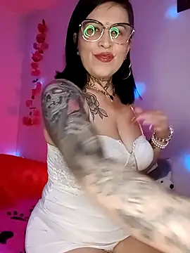 Snapshot of Casandramillf chatting on March 2026 07:40:01 PM Casandramillf online show from March 2026 07:40:01 PM