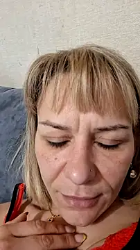 MissKryss online show from February 2026 05:21:01 PM