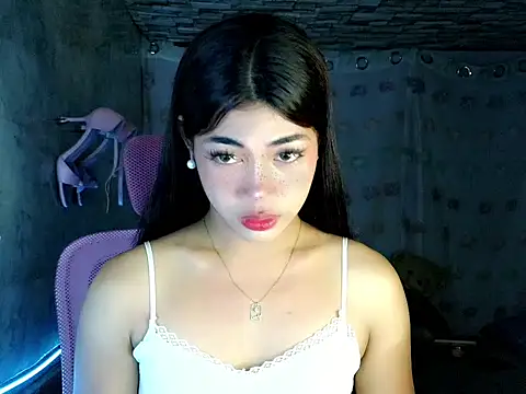 Snapshot of Margalona_ chatting on April 2026 07:58:02 PM Margalona online show from April 2026 07:58:02 PM