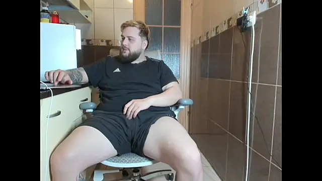 ashtondel online show from April 2026 02:01:01 AM