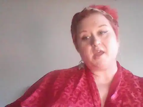 Snapshot of BustyRedxx chatting on April 2026 05:57:01 PM BustyRedxx online show from April 2026 05:57:01 PM