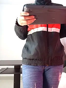 saray reesee online show from January 2026 08:02:02 PM