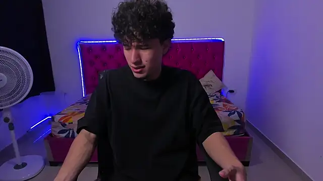 Snapshot of jean_burns chatting on March 2026 07:49:02 PM jean burns online show from March 2026 07:49:02 PM