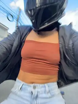 TaylorrHill online show from June 2026 08:56:02 PM