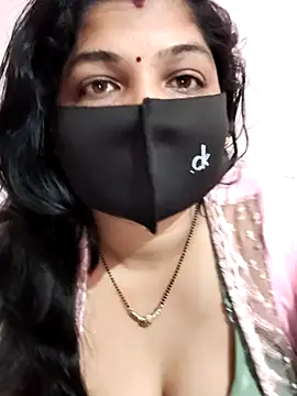 Romentic lady online show from February 2026 06:00:02 PM