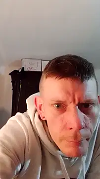 Snapshot of Der_Schoene_Penis chatting on January 2026 10:15:01 PM Der Schoene Penis online show from January 2026 10:15:01 PM