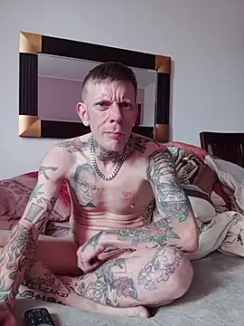 Snapshot of Der_Schoene_Penis chatting on April 2026 02:33:01 PM Der Schoene Penis online show from April 2026 02:33:01 PM