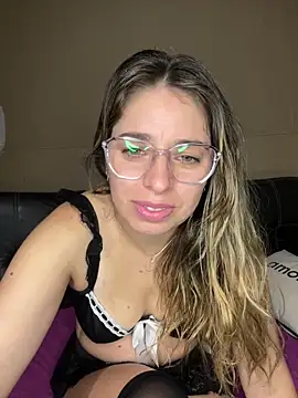 Snapshot of soyanahii chatting on April 2026 09:17:01 AM soyanahii online show from April 2026 09:17:01 AM