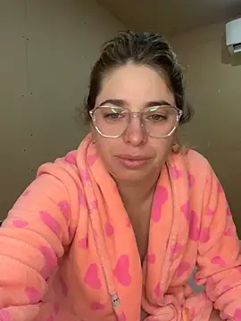 Snapshot of soyanahii chatting on May 2026 11:06:01 AM soyanahii online show from May 2026 11:06:01 AM