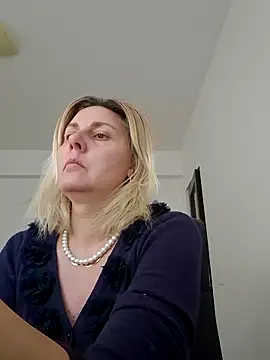 Snapshot of Amelia9798 chatting on March 2026 05:14:02 AM Amelia9798 online show from March 2026 05:14:02 AM