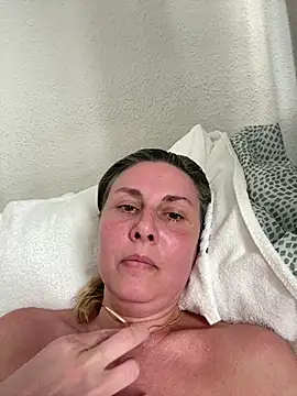 Snapshot of Amelia9798 chatting on March 2026 03:04:01 PM Amelia9798 online show from March 2026 03:04:01 PM